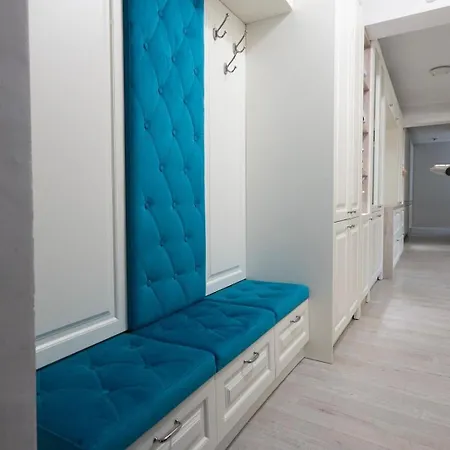 Sir & Private Parking Apartment Craiova